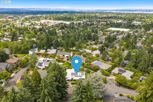 6809 SE Ash St, Portland, OR 97215 - Photo 42