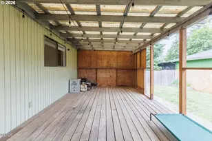 806 NE Douglas St, Newport, OR 97365 - Photo 20