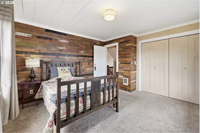 835 Ash Ave, Cottage Grove, OR 97424 - Photo 22