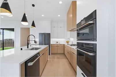 1597 NW Goodwin St, Camas, WA 98607 - Photo 8