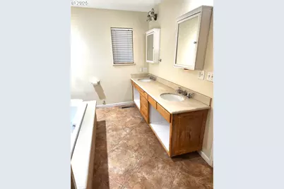202 NW 179th St, Ridgefield, WA 98642 - Photo 34