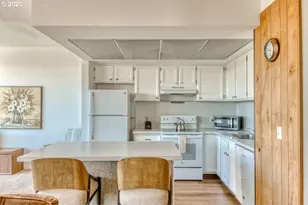 475 S Prom, Seaside, OR 97138 - Photo 8