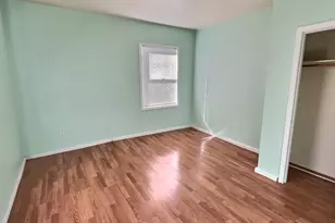 4713 N Commercial Ave, Portland, OR 97217 - Photo 4