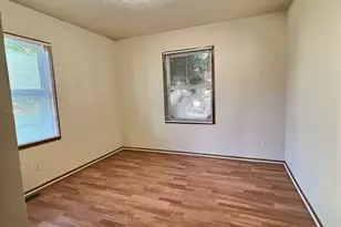 4713 N Commercial Ave, Portland, OR 97217 - Photo 6