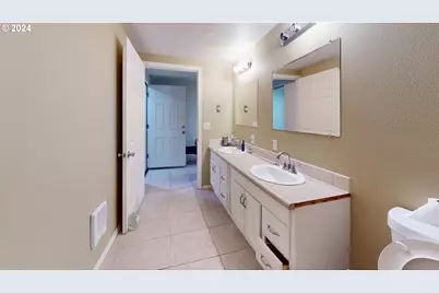 516 S 1st Ave, Hillsboro, OR 97123 - Photo 14