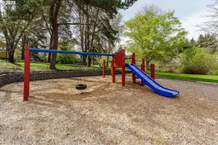 17760 NW Rolling Hill Ln, Beaverton, OR 97006 - Photo 36