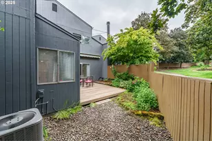 17760 NW Rolling Hill Ln, Beaverton, OR 97006 - Photo 32