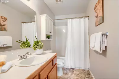 2753 SE 75th Ave, Hillsboro, OR 97123 - Photo 14