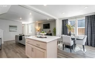 6103 SE 16th St, Gresham, OR 97080 - Photo 10