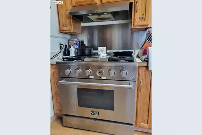 634 E Main St, Sheridan, OR 97378 - Photo 14