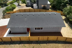 1237 SE Washington Ave, Roseburg, OR 97470 - Photo 26