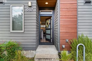 967 N Killingsworth Ct, Portland, OR 97217 - Photo 2
