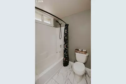 680 S 5th St, Harrisburg, OR 97446 - Photo 18