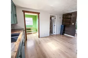 680 S 5th St, Harrisburg, OR 97446 - Photo 8