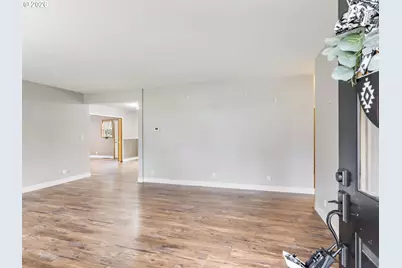 51897 SW Creekview Pl, Scappoose, OR 97056 - Photo 4