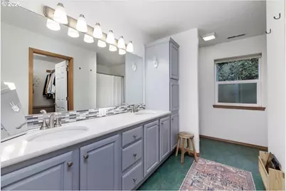 36745 Eldridge Dr, Sandy, OR 97055 - Photo 18