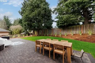 36745 Eldridge Dr, Sandy, OR 97055 - Photo 2