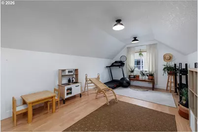 36745 Eldridge Dr, Sandy, OR 97055 - Photo 14