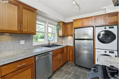 531 NE Church St, Portland, OR 97211 - Photo 16