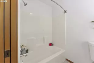 8453 SW 181st Ave, Beaverton, OR 97007 - Photo 30