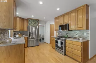 8453 SW 181st Ave, Beaverton, OR 97007 - Photo 12