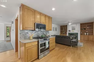 8453 SW 181st Ave, Beaverton, OR 97007 - Photo 16