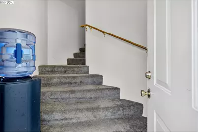 325 E Arlington St, Gladstone, OR 97027 - Photo 26