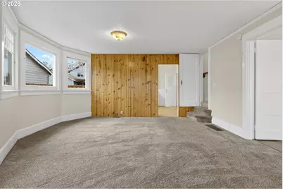 325 E Arlington St, Gladstone, OR 97027 - Photo 8