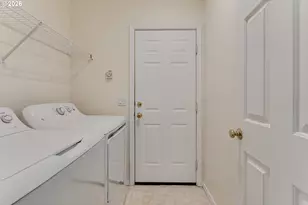 1847 S 61st St, Springfield, OR 97478 - Photo 36