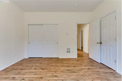 1847 S 61st St, Springfield, OR 97478 - Photo 26