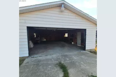 265 N 4th Ave, Elgin, OR 97827 - Photo 6