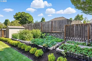 11060 SW Byrom Terrace, Tualatin, OR 97062 - Photo 38