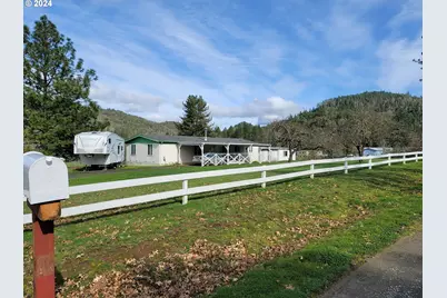 449 Evergreen Ridge Rd, Riddle, OR 97469 - Photo 14