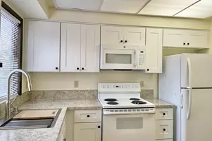 13010 NE Pinebrook St, Vancouver, WA 98684 - Photo 10