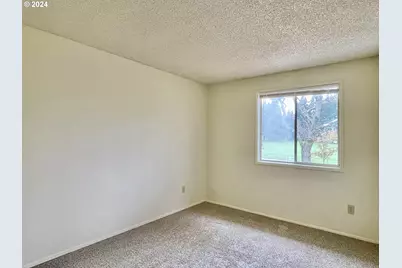 13010 NE Pinebrook St, Vancouver, WA 98684 - Photo 14