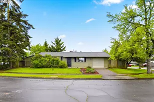 823 W Quinalt St, Springfield, OR 97477 - Photo 2