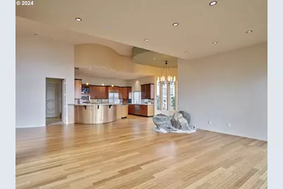 6019 SE Riverside Dr, Vancouver, WA 98661 - Photo 8