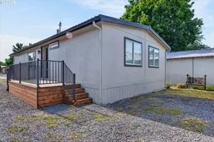 2234 East St, Baker City, OR 97814 - Photo 2