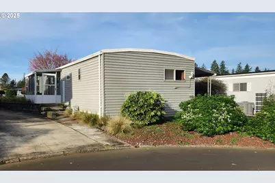 11602 SW Royal Villa Dr, Tigard, OR 97224 - Photo 2