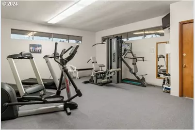 11602 SW Royal Villa Dr, Tigard, OR 97224 - Photo 20