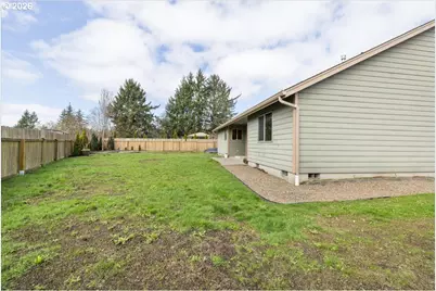 371 SW Kalmia Ave, Warrenton, OR 97146 - Photo 20