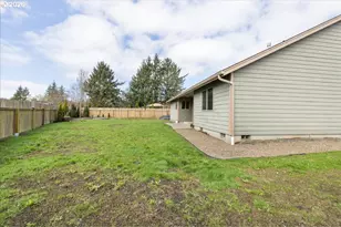 371 SW Kalmia Ave, Warrenton, OR 97146 - Photo 20
