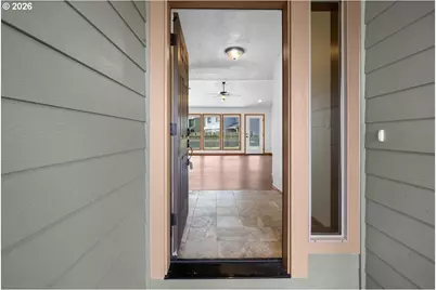 371 SW Kalmia Ave, Warrenton, OR 97146 - Photo 4