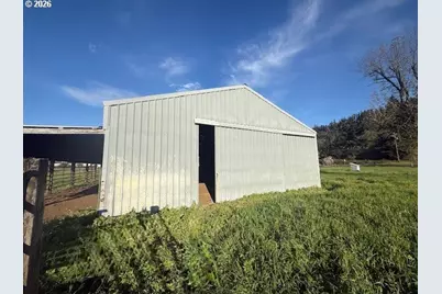 843 Stearns Ln, Oakland, OR 97462 - Photo 36