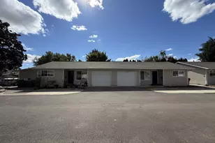 504 E 9th 14 St, Newberg, OR 97132 - Photo 2