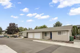 504 E 9th 14 St, Newberg, OR 97132 - Photo 4