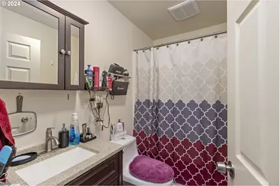 504 E 9th 14 St, Newberg, OR 97132 - Photo 16