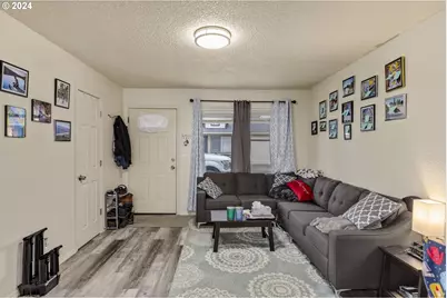 504 E 9th 14 St, Newberg, OR 97132 - Photo 8