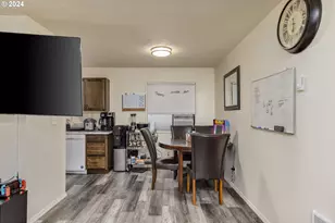 504 E 9th 14 St, Newberg, OR 97132 - Photo 10