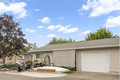 504 E 9th 14 St, Newberg, OR 97132 - Photo 6